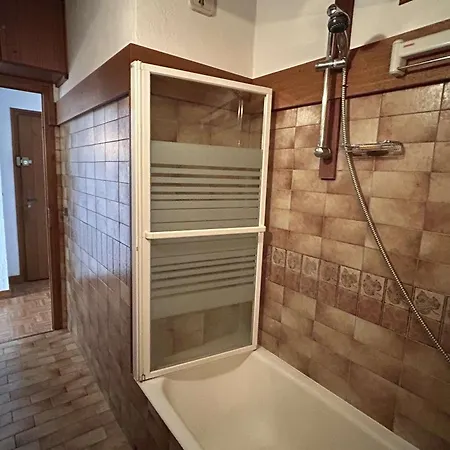 T2 A Sur Arly Avec Parking Et Balcon - 300m Du Village, 600m Des Pistes - Fr-1-603-88 Apartment